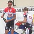 Frank Schleck feiert seinen Titel als Landesmeister im Elite Strassenrennen 2005